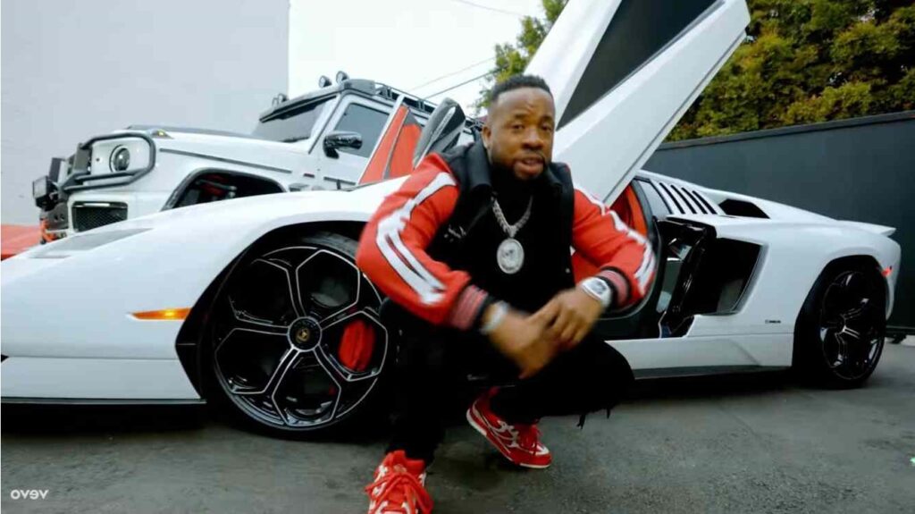 Yo Gotti photo with car